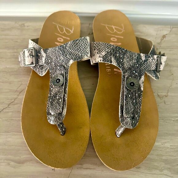 Blowfish Malibu Greco, thong sandals. - Picture 1 of 5